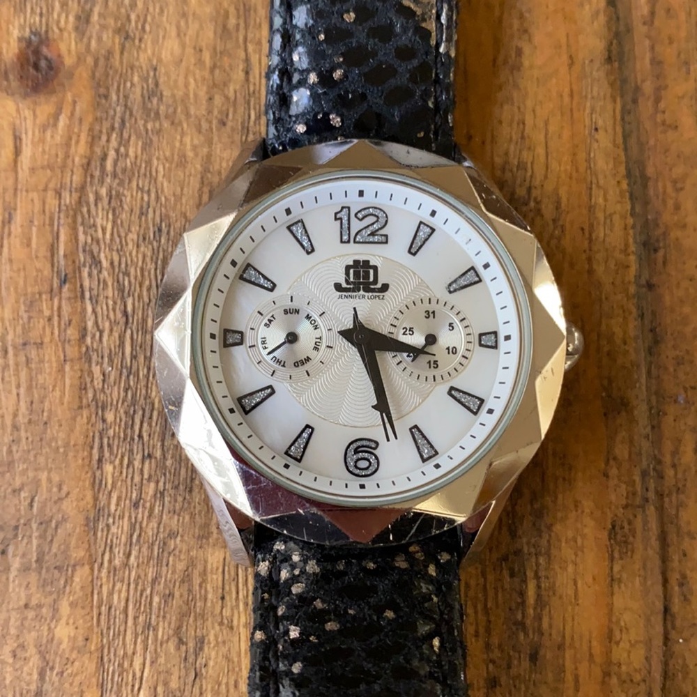 Jennifer Lopez watch